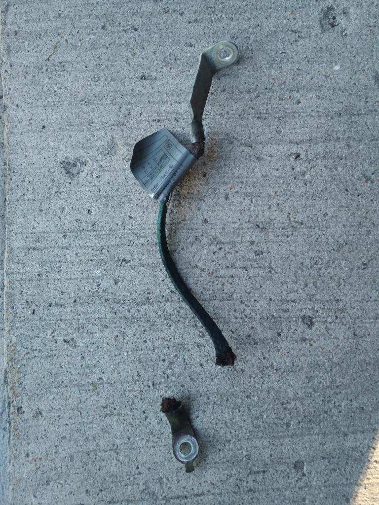 DIY N52 Valve Cover Gasket replacement