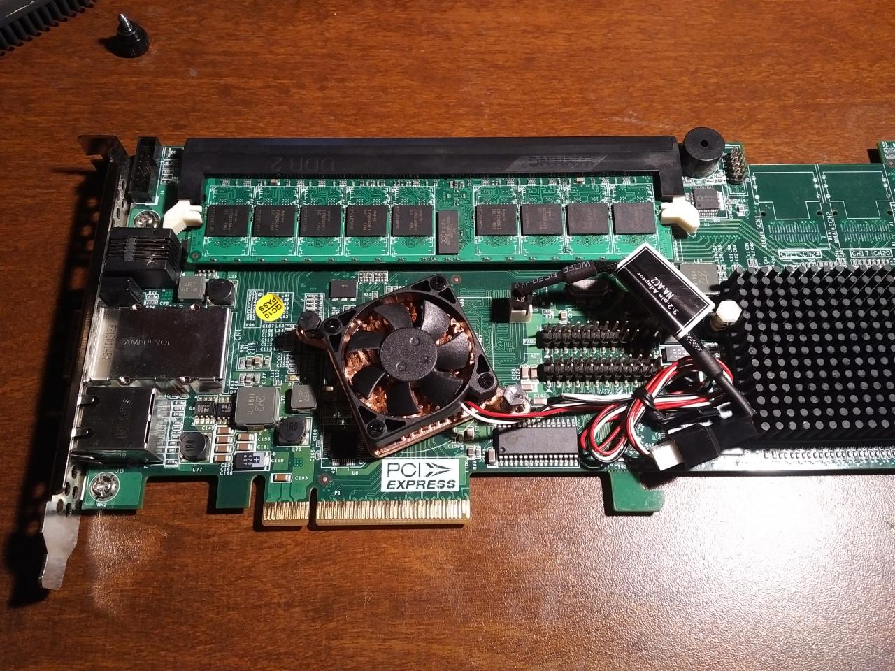 04-Areca1880ix-SLF1Install_Resize.jpg